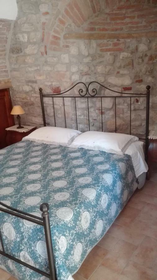 טודי Agriturismo Cerquaglia מראה חיצוני תמונה